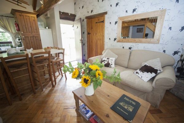 Cow Byre 1 AND 2 - sleeps up to 10